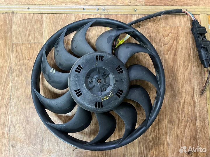 Вентилятор охлаждения Audi A8 D3/4E рест. 2007