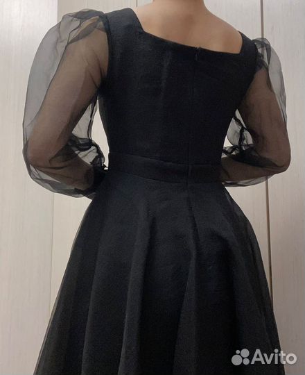 Вечернее платье