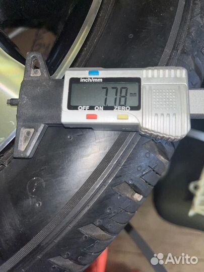 Оригинальные колеса на toyota R17 с резиной Pirell