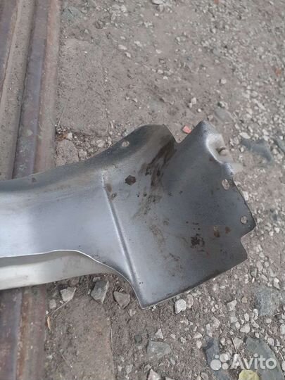 Крыло переднее левое на мазда фамилия 8 поколение