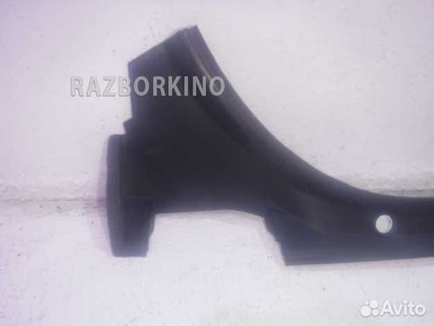 Водосток лобового стекла (жабо)