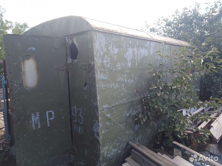 Металлическая бытовка