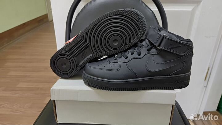 Кроссовки Зимние Nike Air Force 1