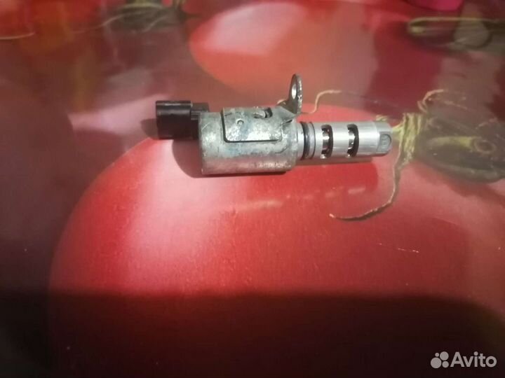 Датчик положения распредвала выпускной форд фокус