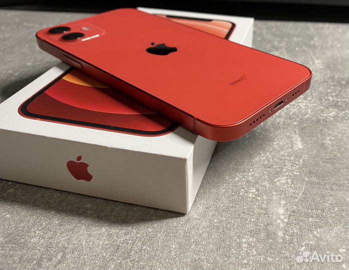 iPhone 12, 64 ГБ