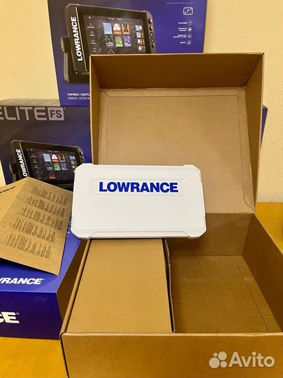Эхолот-картплоттер Lowrance Elite FS 9 с датчиком