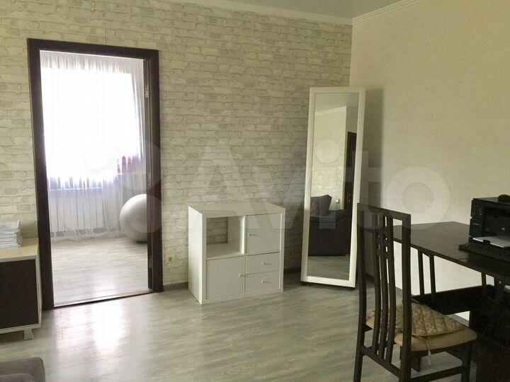 2-к. квартира, 45 м², 4/4 эт.