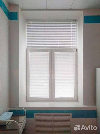 Жалюзи, шторы рулонные