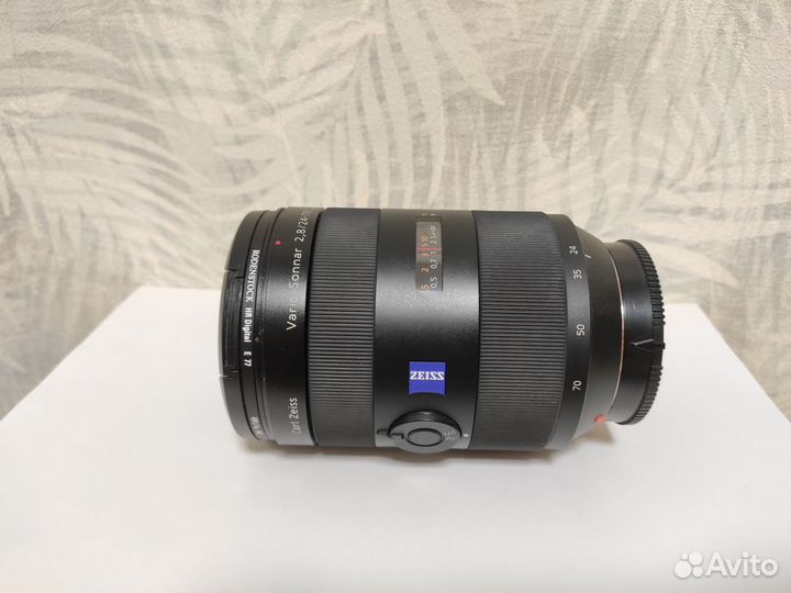 Sony Carl Zeiss Vario-Sonnar T* 24-70 mm f/2.8 ZA