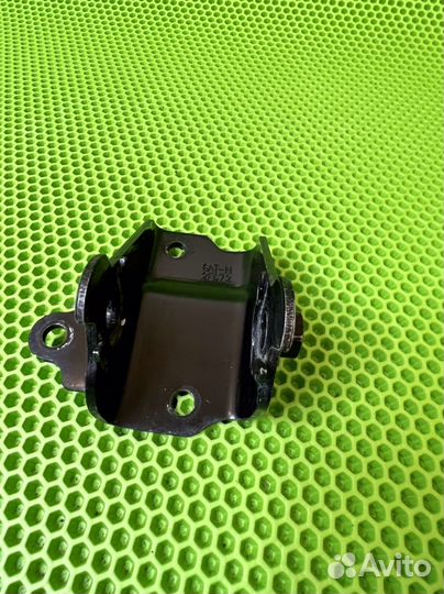 Кронштейн крепления АКПП Kia K5 DL3 G4KN 2.0 2021