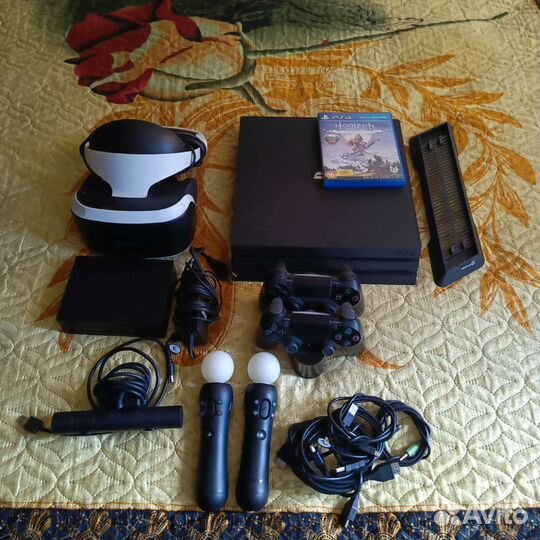 Sony playstation 4 pro 1tb + VR