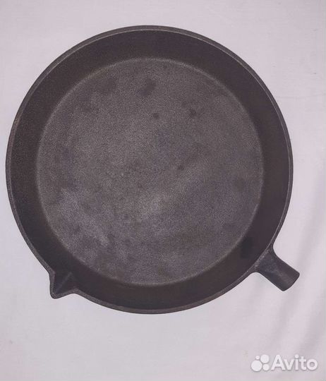 Сковородка чугунная