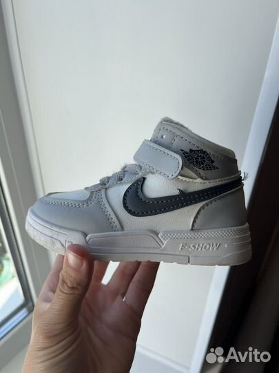 Кроссовки nike air jordan детские