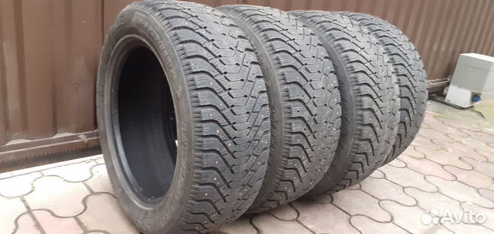 Шины бу r17