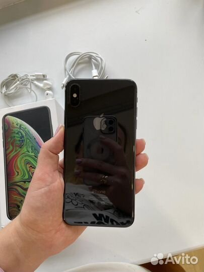iPhone Xs Max, 64 ГБ