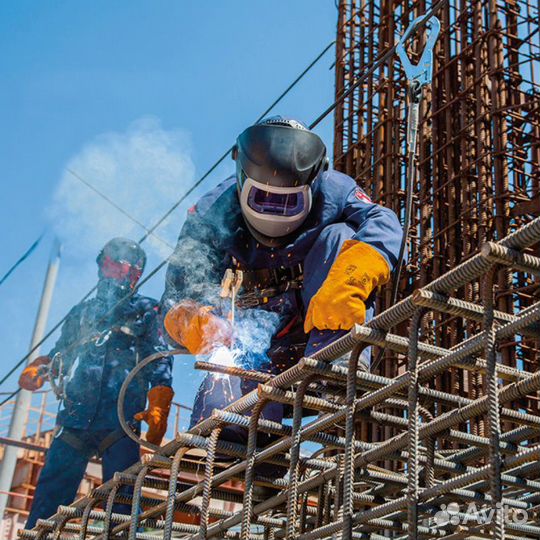 Электрогазосварщик на стройку