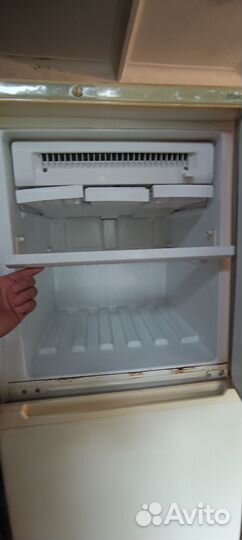 Холодильник Stinol