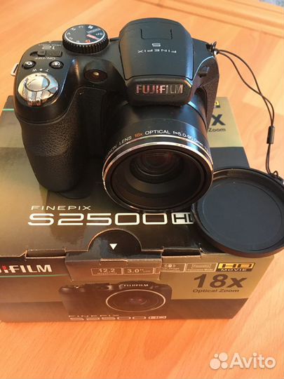 Продаю фотоаппарат Fujifilm FinePix S2500HD