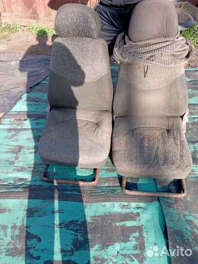 Передние сидения