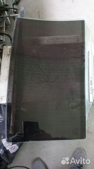 Стекло заднее Тойота Королла Е120