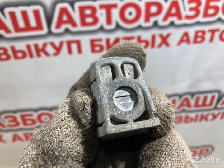 Замок зажигания Nissan Pathfinder R 51 2008