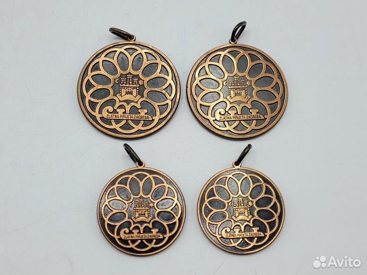 Набор медалей 4 шт Золотой конек загреба