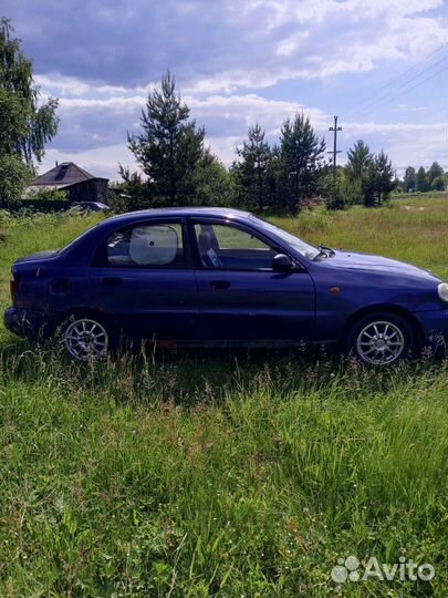 Daewoo Lanos 1.5 AT, 1998, битый, 198 000 км