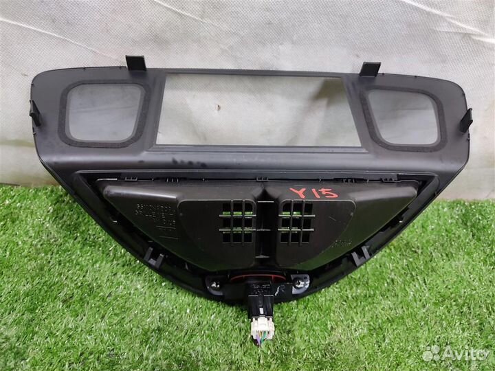 Рамка дисплея Subaru Tribeca WX 2006