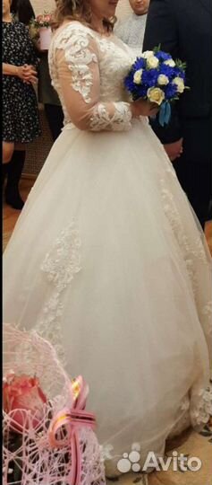 Свадебное платье