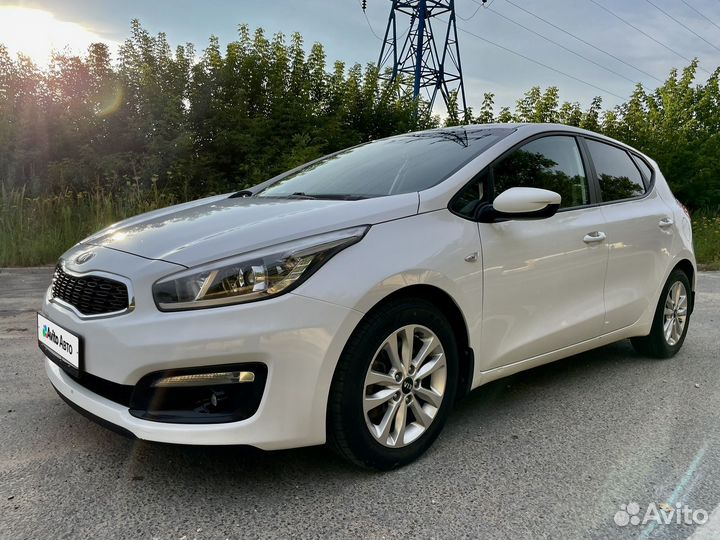 Kia Ceed 1.6 AT, 2015, 136 800 км