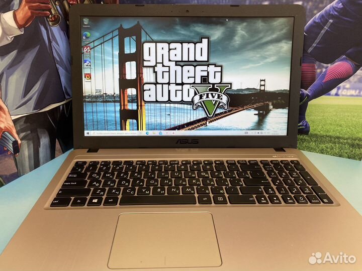 Игровой Ноутбук Asus 2 видеокарты/i3-6006U/Full-HD