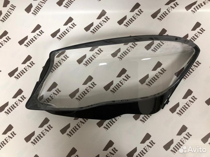 Левое стекло фары Mercedes-Benz GLA x156 2013-2017
