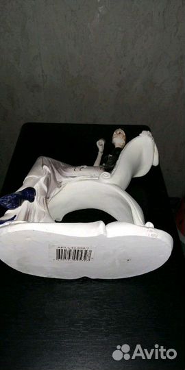 Статуэтка Дама в кресле в стилеЧикаго(20-е гг 20в)