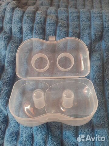 Накладки на грудь новые