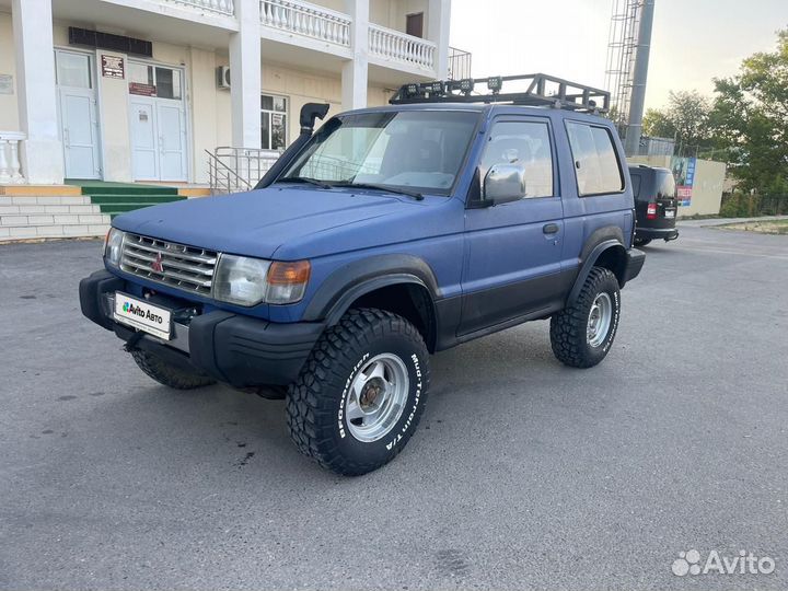 Mitsubishi Pajero 2.4 МТ, 1994, 330 000 км