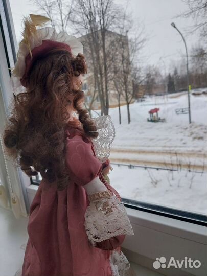 Кукла фарфоровая 40см коллекционная