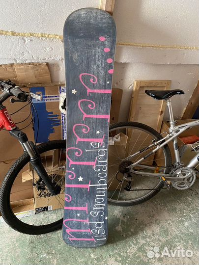 Жесткий сноуборд с ботинками