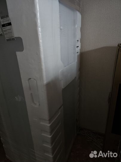 Новая no frosr морозильная камера indesit dfz 4150