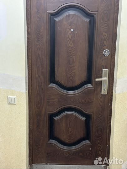 Металлическая дверь бу