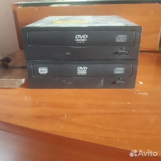 Жёсткие диски и дисководы