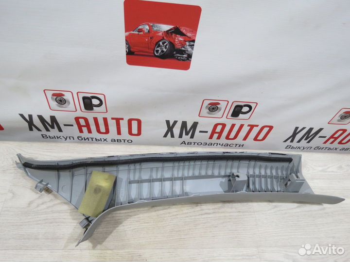 Обшивка стойки Mitsubishi Outlander XL