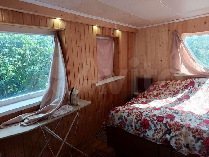 Дача 32 м² на участке 6 сот.