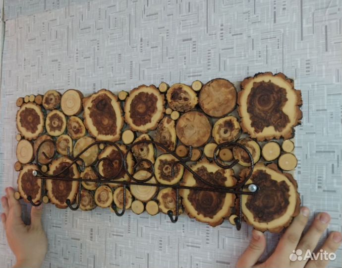 Панно из спилов дерева