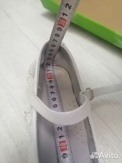 Праздничные туфли на девочку