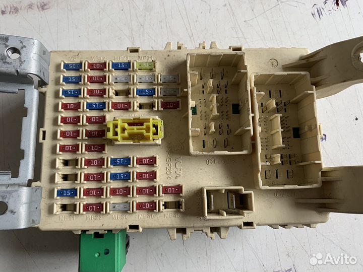 Блок предохранителей салонный Hyundai Solaris