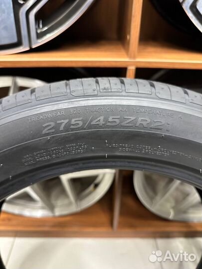 Hankook Ventus S1 Evo3 SUV K127A 285/35 R22 и 315/30 R22 106Y