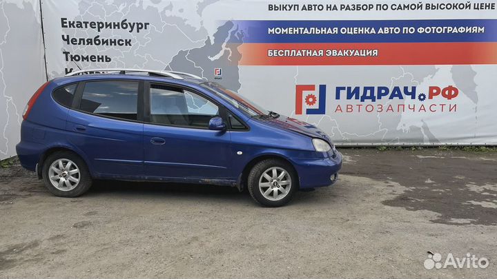 Обшивка двери передней правой Chevrolet Rezzo 96407159