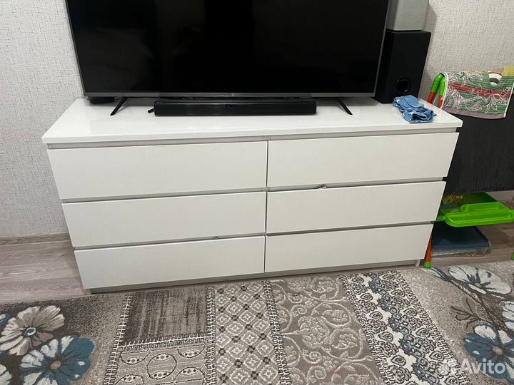 Комод IKEA хемнэс 8 ящиков со стеклом