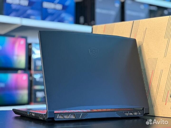 Игровой ноутбук msi rtx 3060 i5-12450H ssd 512 ips