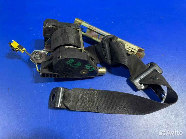 Ремень безопасности задний правый Mercedes-Benz